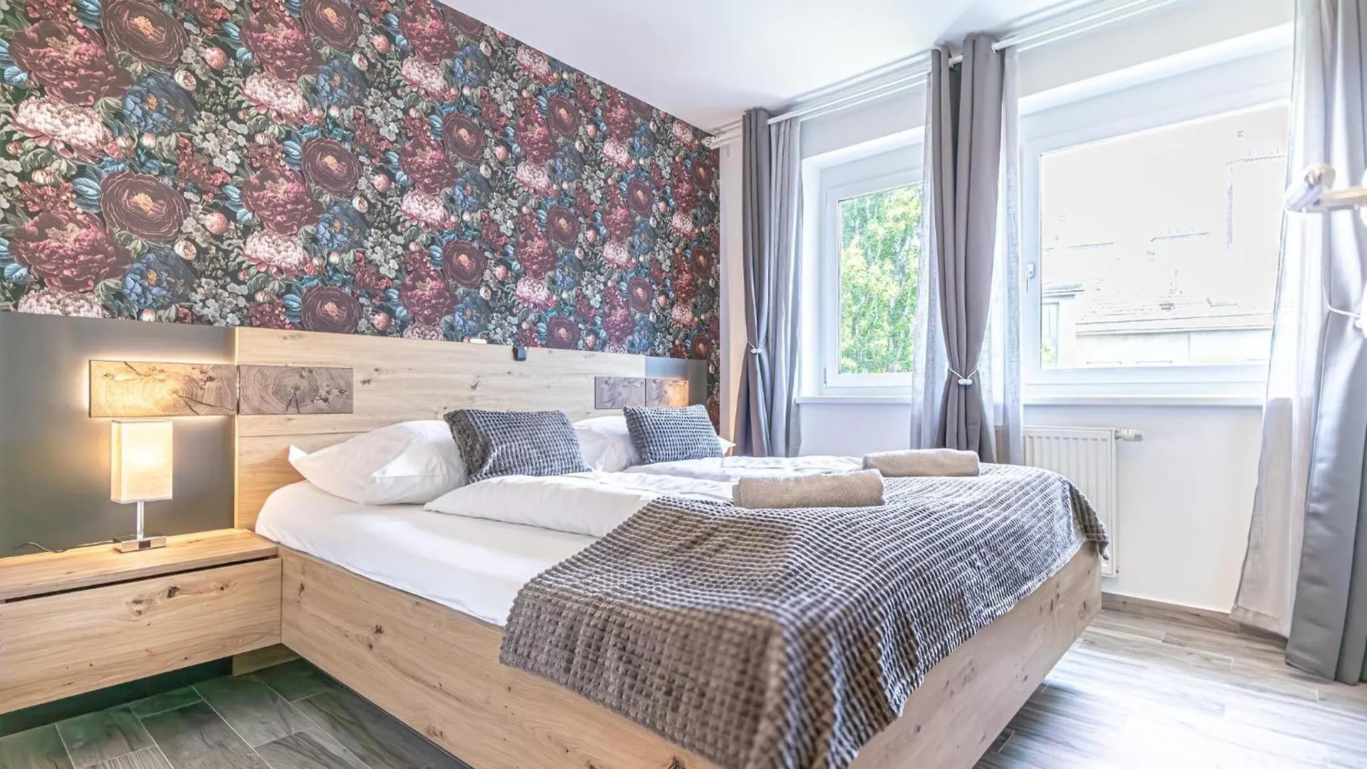 9 Min To Center, Modern 1Br & 1Lr Apt With Balcony & Smart Tv Viena
